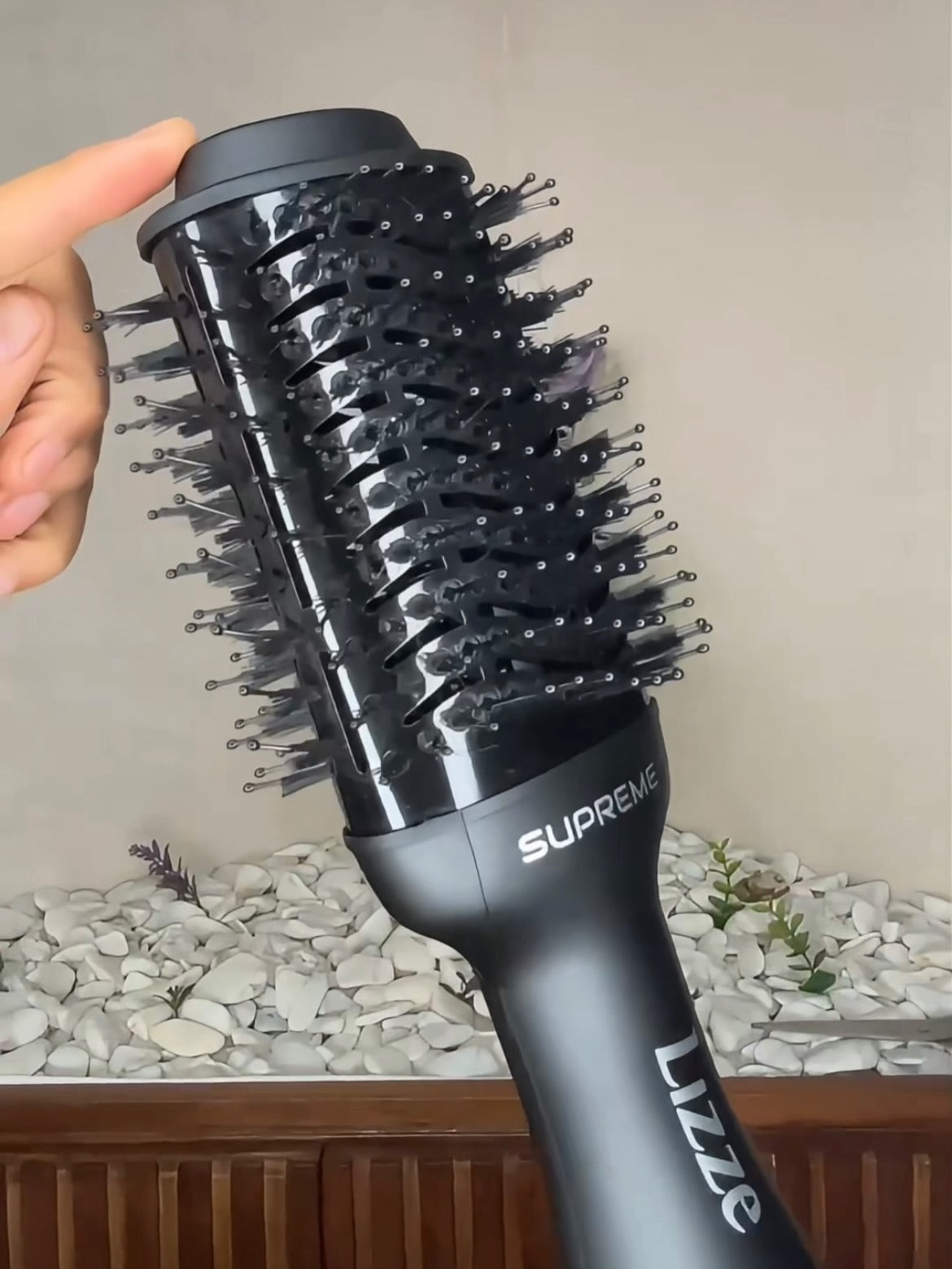 Brosse Soufflante LIZZE SUPRÊME Noire – Sèche-Cheveux & Volumisateur 2-en-1