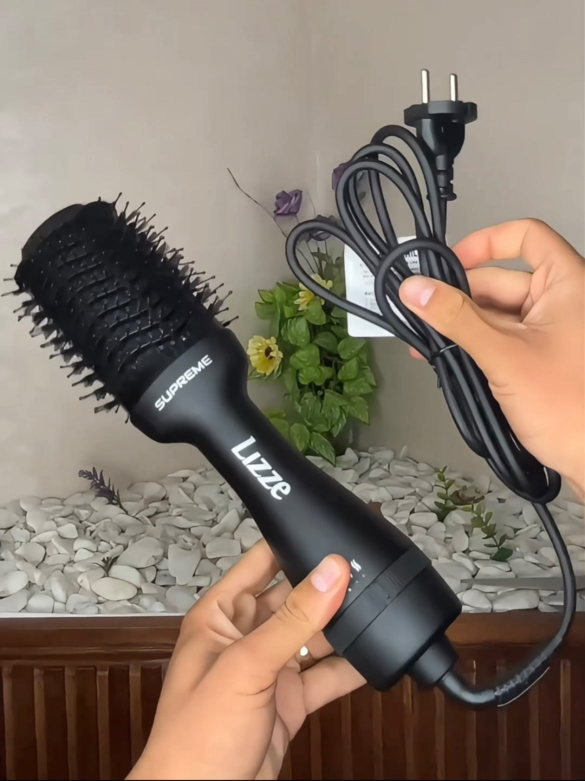 Brosse Soufflante LIZZE SUPRÊME Noire – Sèche-Cheveux & Volumisateur 2-en-1